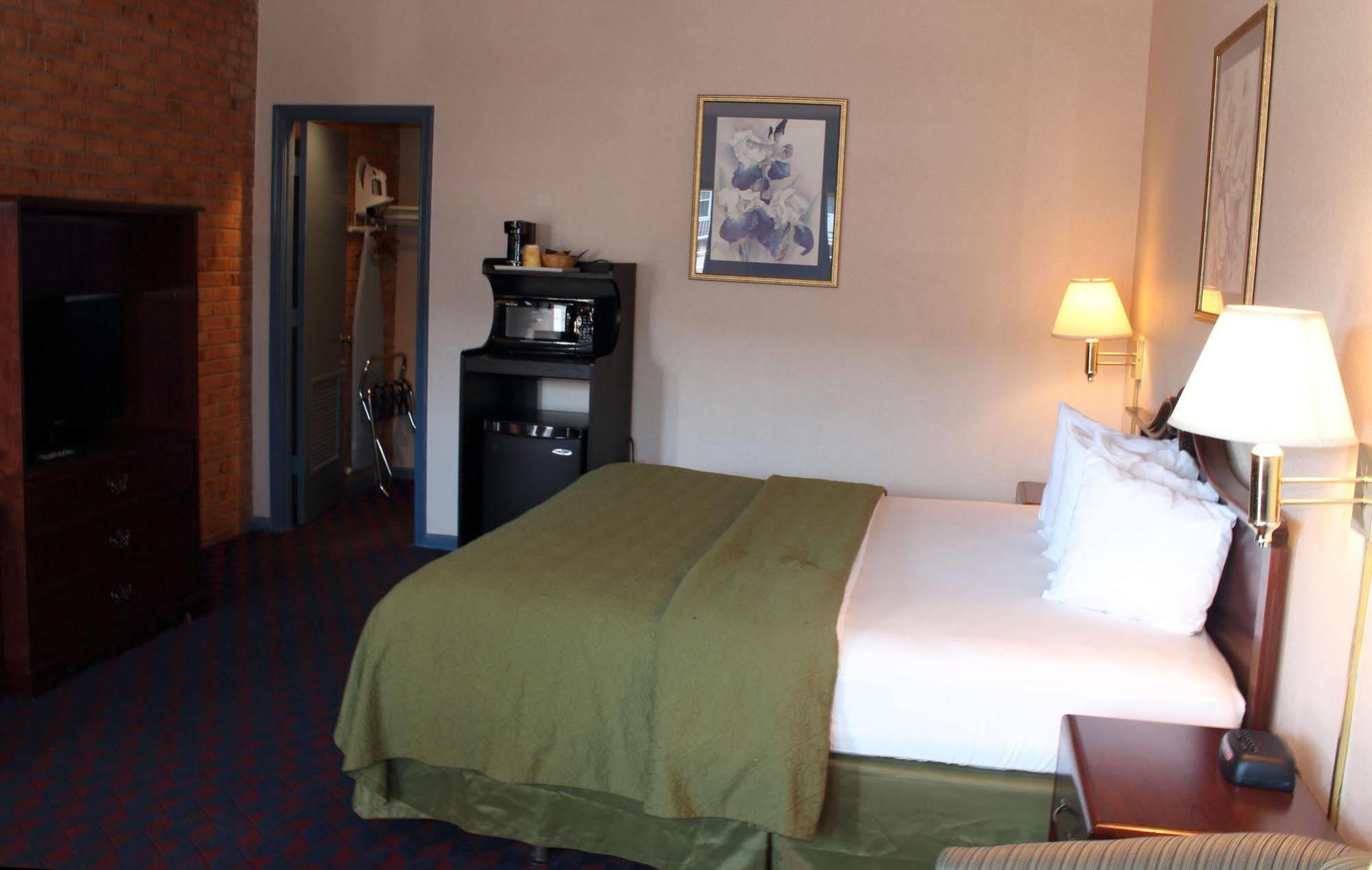 Governor House Inn Arlington/팔스 처치 외부 사진