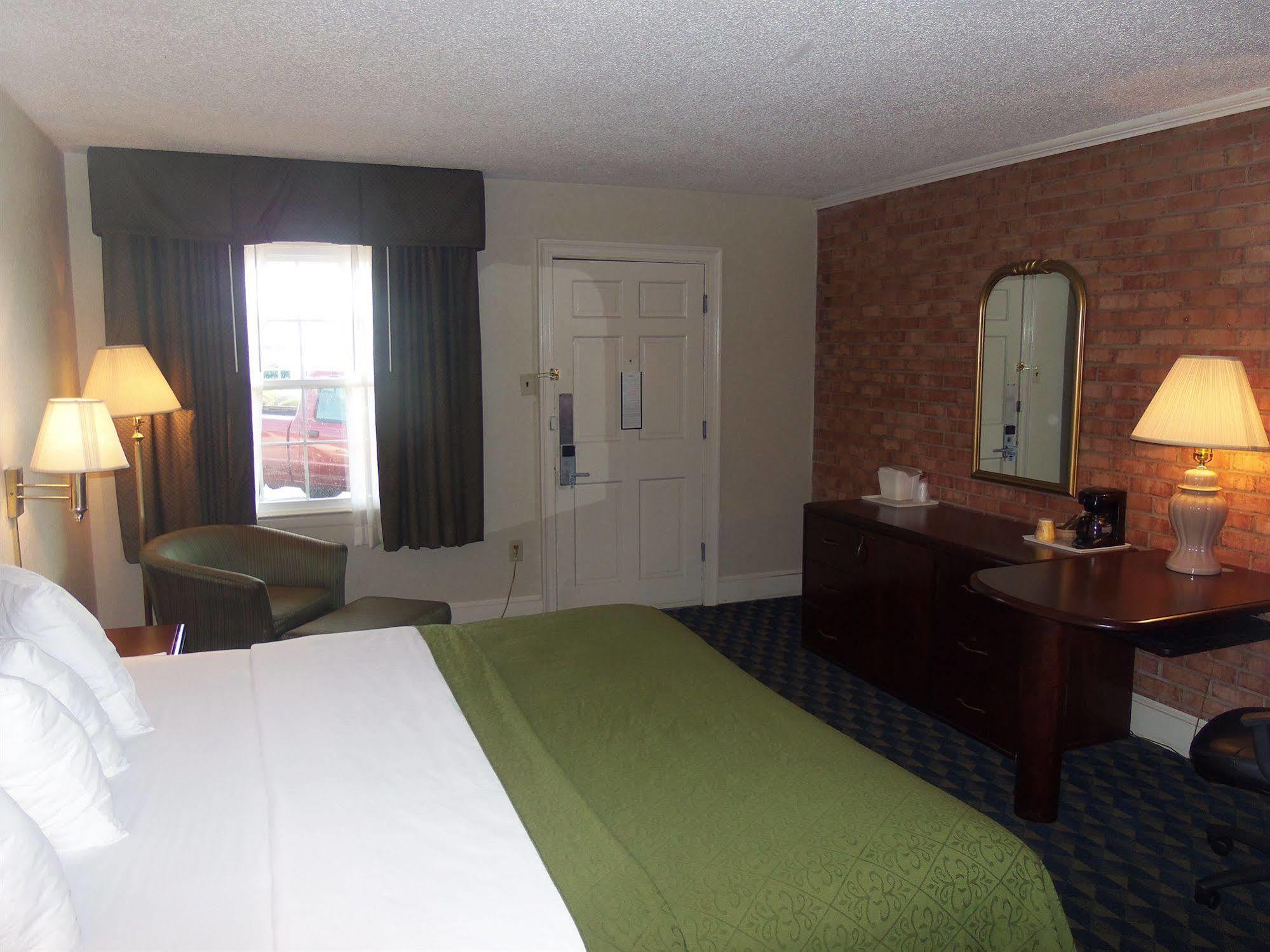 Governor House Inn Arlington/팔스 처치 외부 사진