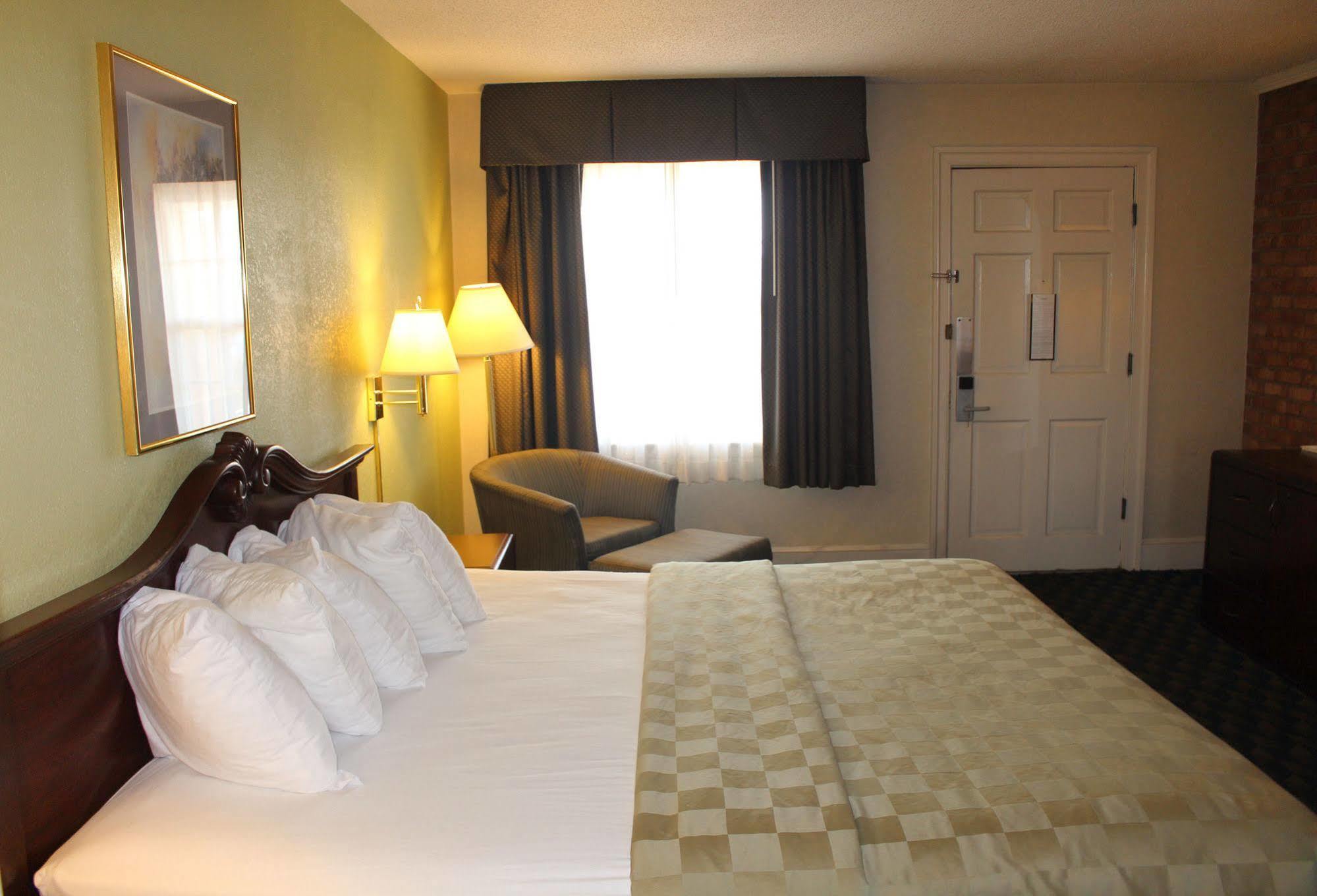 Governor House Inn Arlington/팔스 처치 외부 사진
