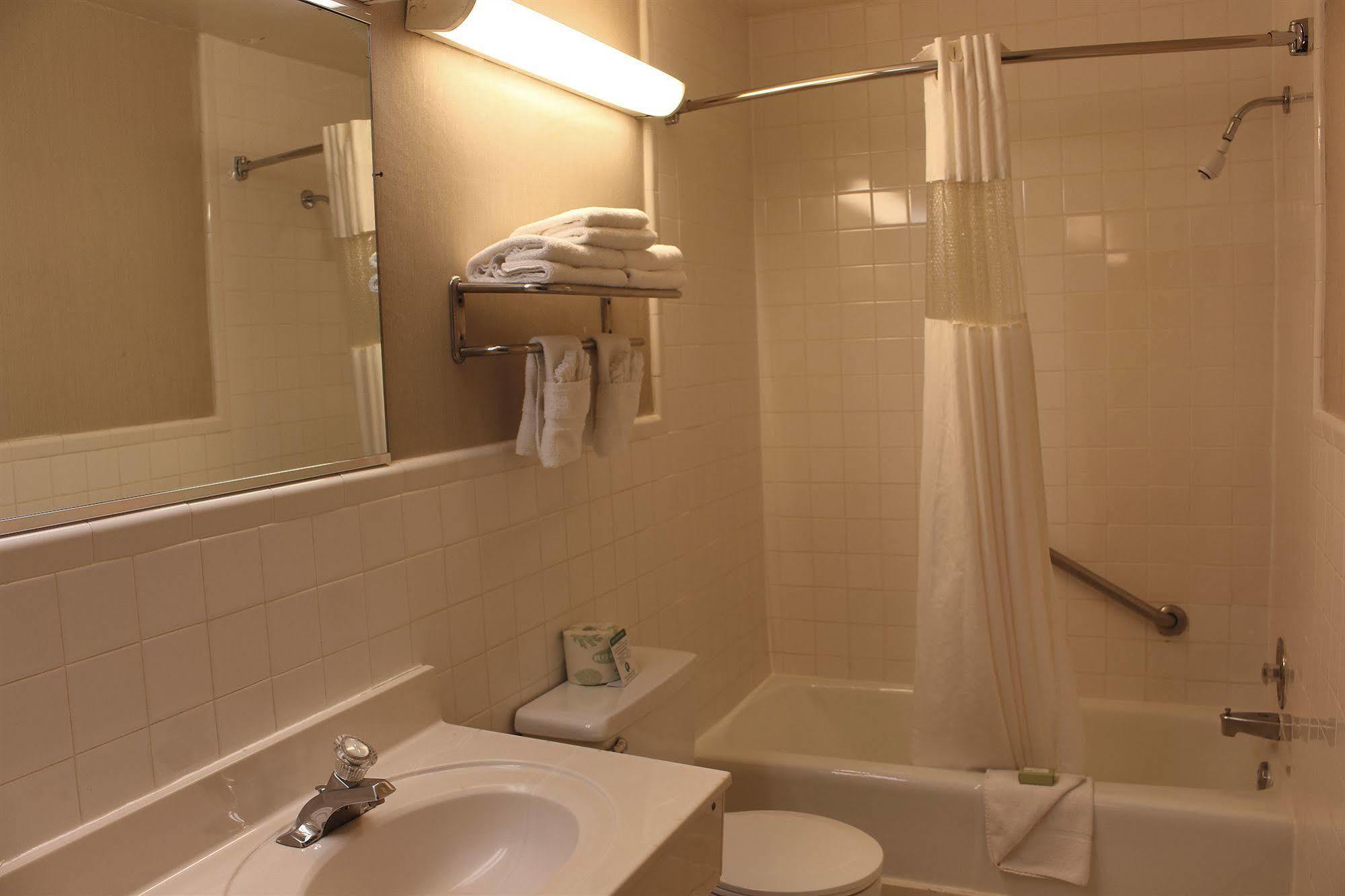Governor House Inn Arlington/팔스 처치 외부 사진